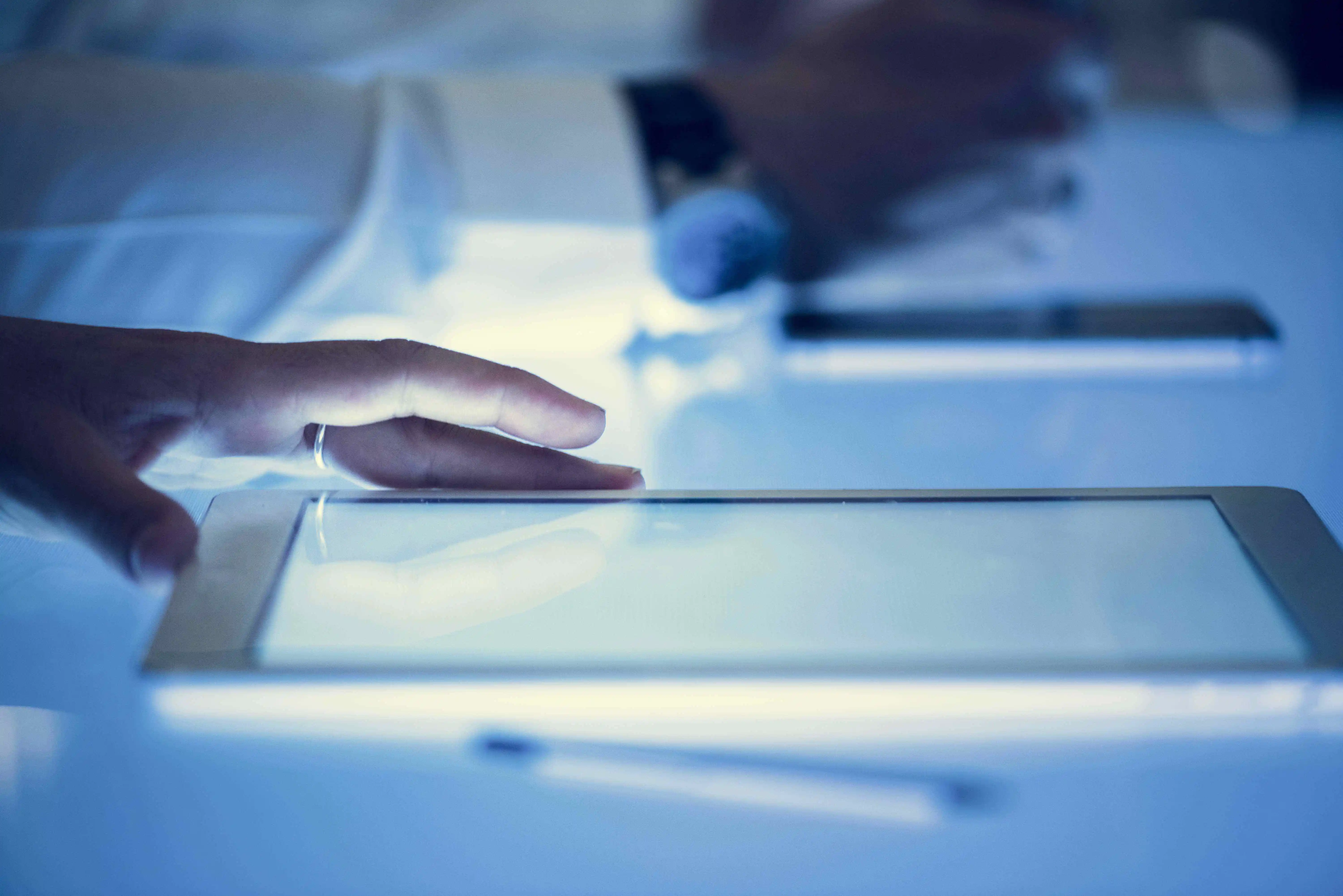 Economia digitală a României ar putea crește de 3,5 ori până la 52 miliarde de euro în 2030 datorită investițiilor în IT&C și a comerțului digital