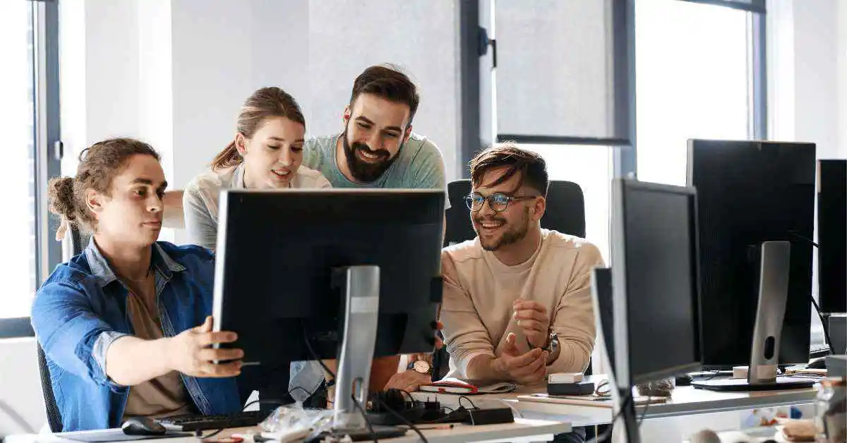 Află cum poți gestiona eficient pontajul lunar în cadrul organizației tale