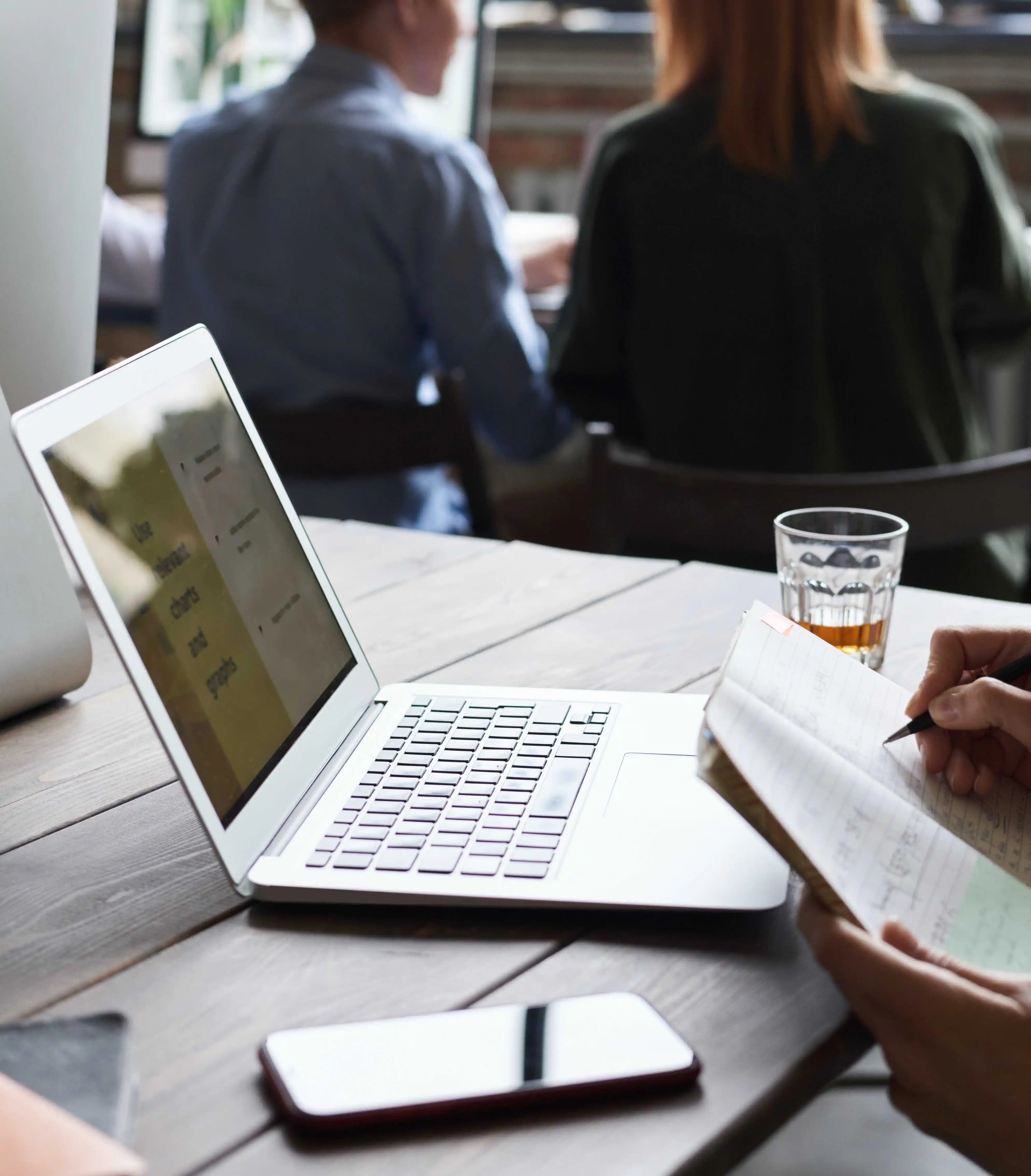 Aliant mizează pe o creștere a business-ului de 10% și anunță o posibilă tranzacție: Poate nu trebuie să iubim schimbările aduse de tehnologiile avansate, dar este esențial să nu le ignorăm