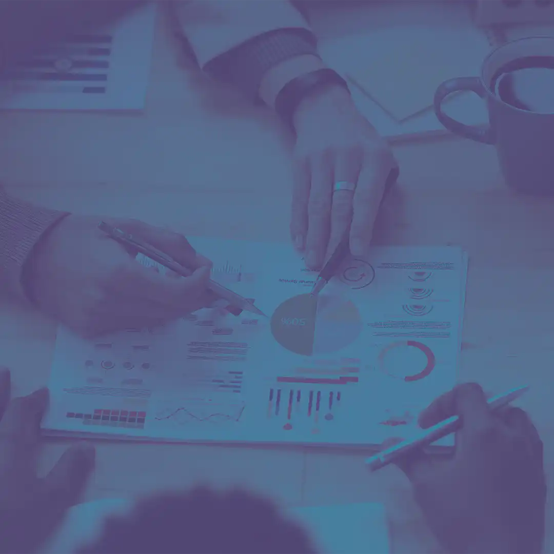 Românii care construiesc „creiere digitale” pentru retaileri și producători: Cum re:innovation transformă planificarea și deciziile de business.